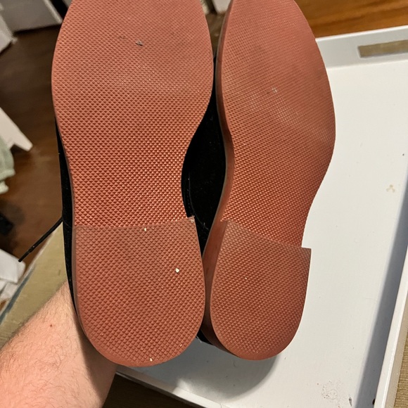 Pair of suede shows - Picture 3 of 4